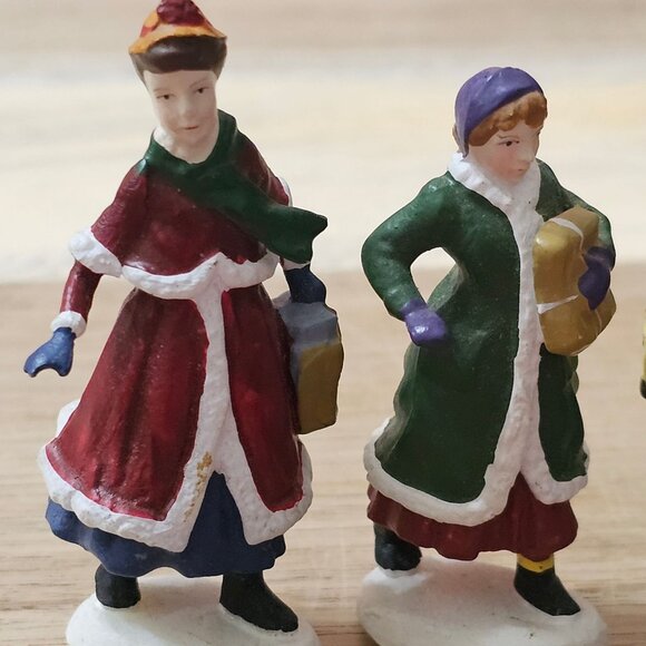 6 Victorian Porcelain Magnetic Skating Figurines Hand Painted Christmas Village - Picture 6 of 8